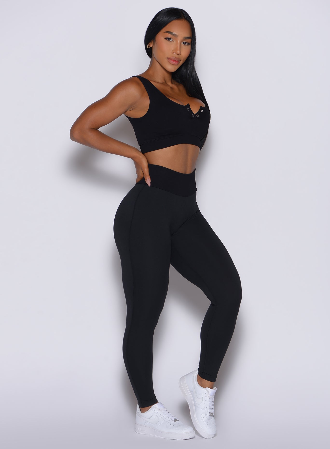 Figure Leggings - Image 3