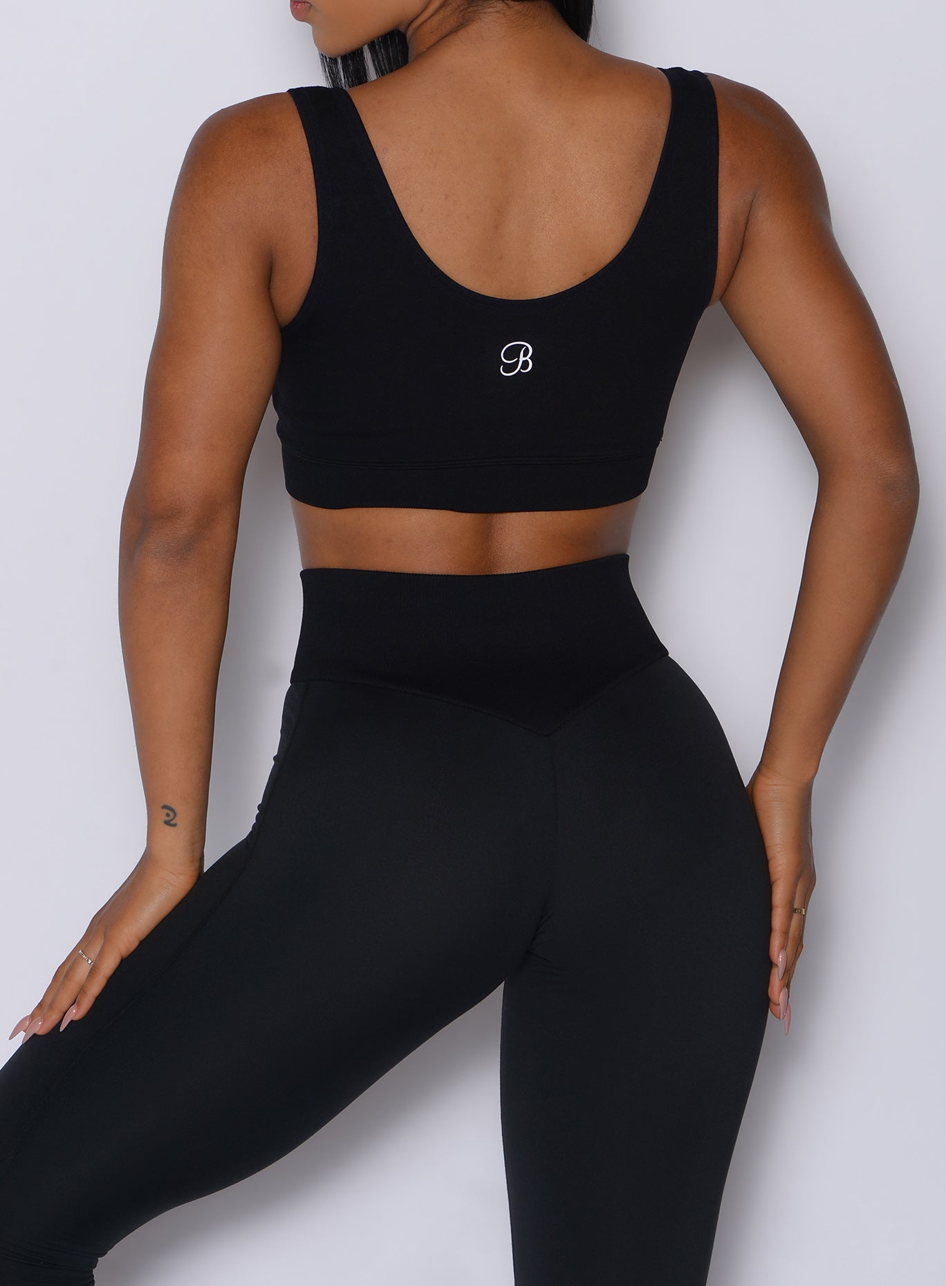 Figure Leggings - Image 5